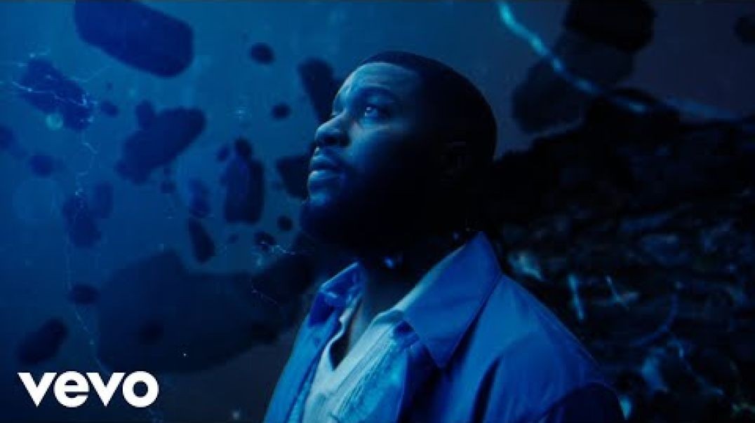 ⁣Khalid - Satellite (Official Video)