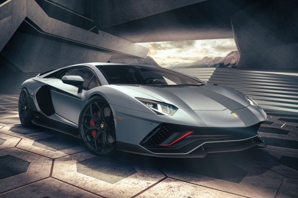 2022 Lamborghini Aventador Review