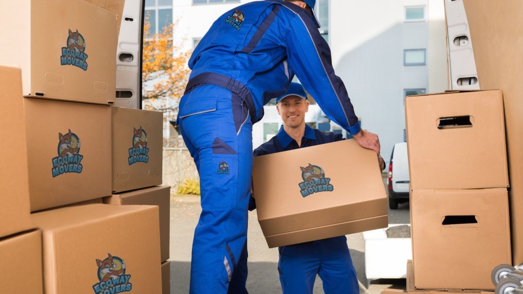 ⁣Ecoway Movers in Scarborough, ON