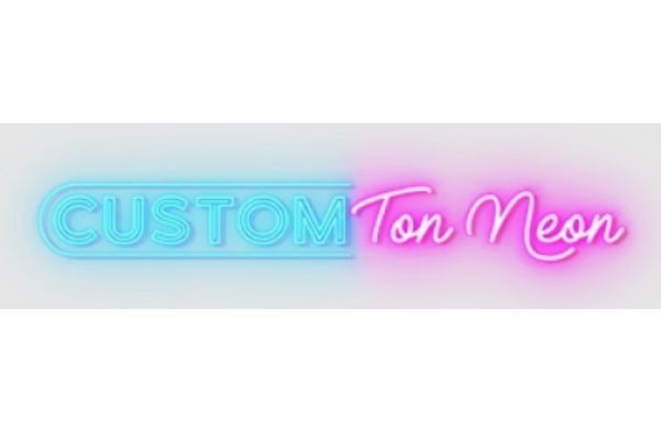 Custom Ton Néon, avec plus de 1200 clients satisfaits, offre la livraison gratuite en France en 8 jours. Créez votre néon LED personnalisé pour ajouter une touche unique à votre espace. Qual..