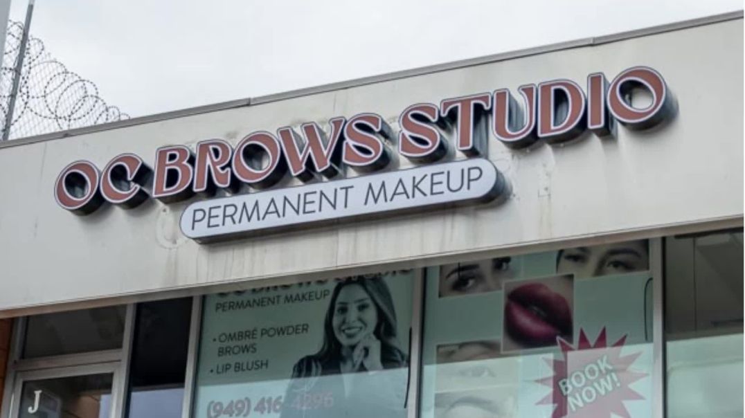 ⁣OC Brows Studio - Natural-Looking Lip Blush in Santa Ana, CA