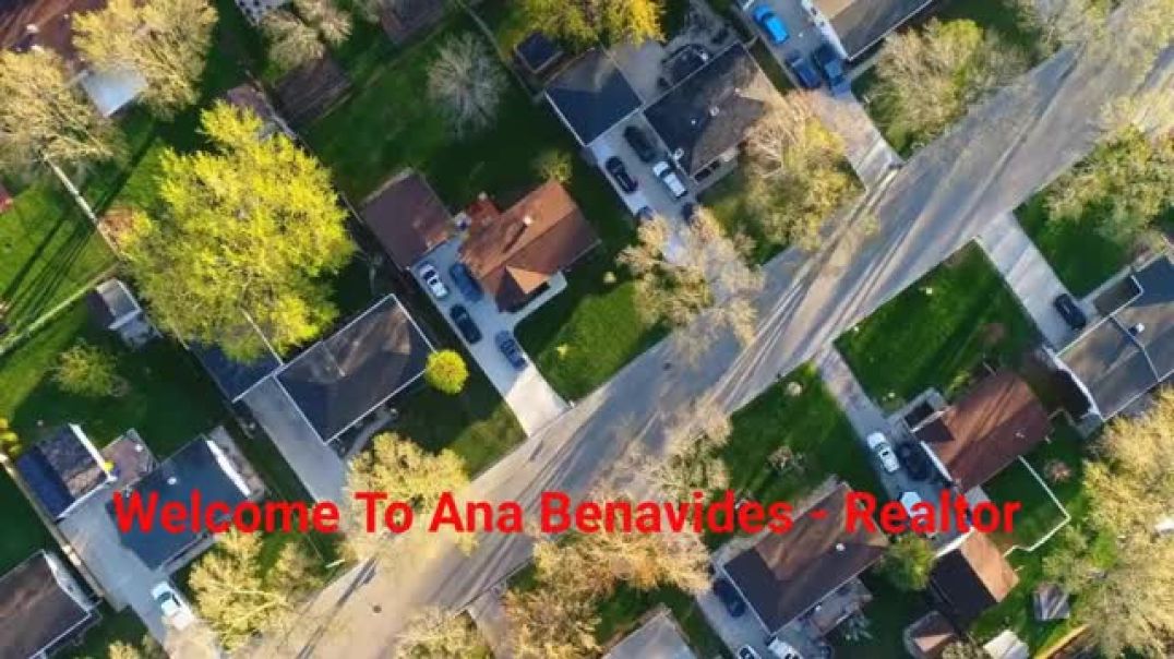 ⁣Ana Benavides - Best Realtor in Tempe, AZ