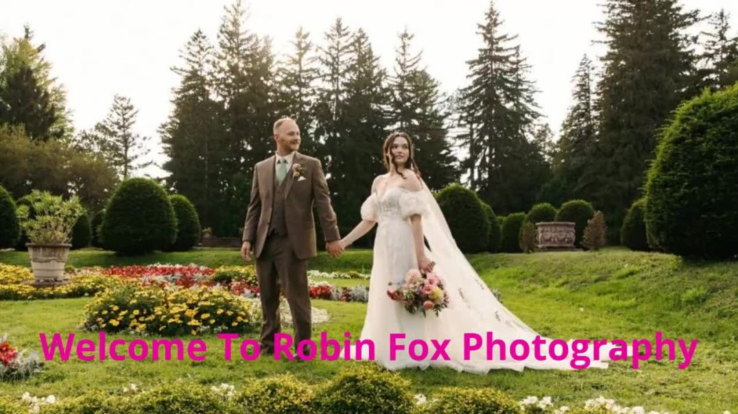 ⁣Robin Fox Photography - Affordable Photographers in Rochester, NY