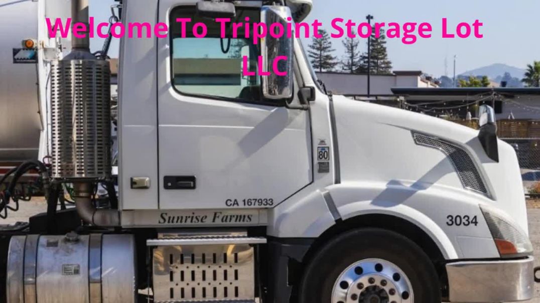 ⁣Tripoint Storage Lot LLC | 18-Wheeler Parking in Humble, TX